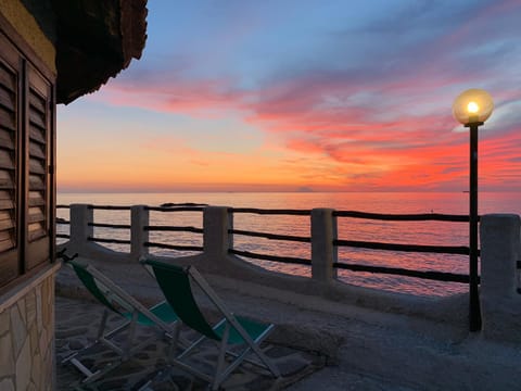 Natural landscape, View (from property/room), Balcony/Terrace, Sea view, Sunset