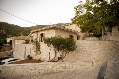 Property building, Day, Natural landscape, Mountain view