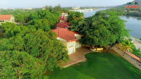 Property building, Bird's eye view