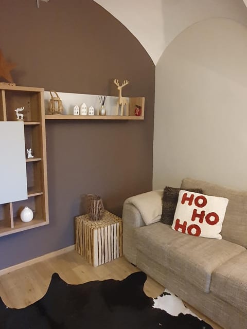 Winter, Living room, Decorative detail, Seasons