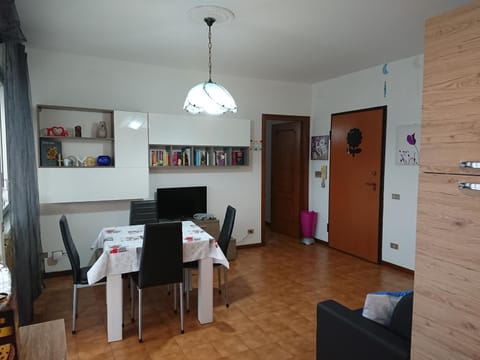 Casa Emilia Loano Apartamento in Loano