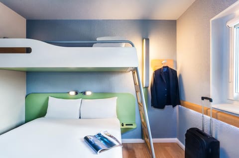 Ibis Budget Clermont Ferrand - Le Brezet - Aeroport Hotel in Clermont-Ferrand