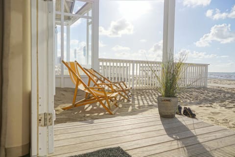 Patio, Balcony/Terrace, Beach, Beach, Sea view