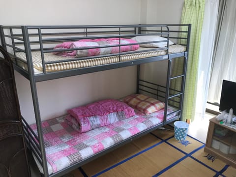 Hanmadang Bed and breakfast in Osaka