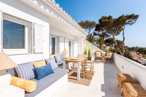 Suites Las Vistas by Menorca Vacations Apartamento in Son Bou