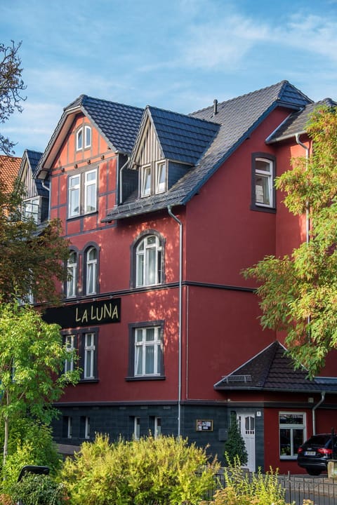 Haus Hotel & Pension Villa Laluna Bed and Breakfast in Thale