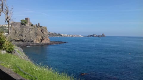 villa dei limoni Etna-mare Villa in Acireale