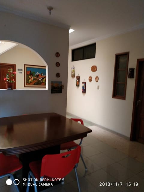 Casa Canelos Bed and Breakfast in Guayaquil