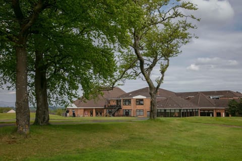 Doubletree By Hilton Glasgow Westerwood Spa & Golf Resort Resort in Cumbernauld