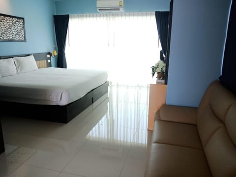 Phuket Chinoinn-SHAPlus Certified Hotel in Wichit