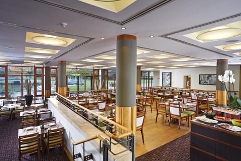 Restaurant/places to eat, Banquet/Function facilities, Continental breakfast, Buffet breakfast, English/Irish breakfast