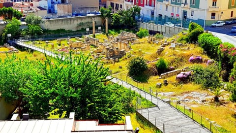 Property building, Bird's eye view, View (from property/room), City view, Landmark view