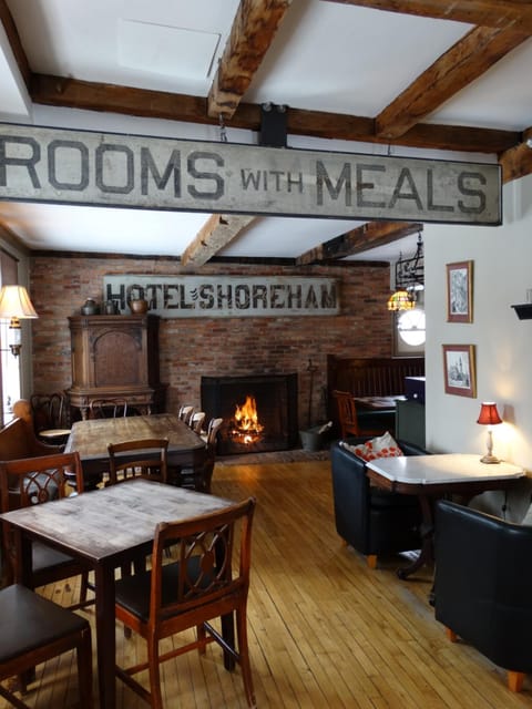 Shoreham Inn Bed & Breakfast Posada in Addison County