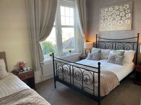 Beechwood Ensuite Guest House Bed and Breakfast in Ayr