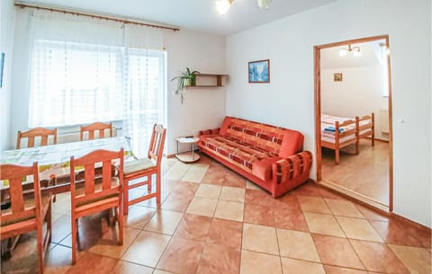 Stunning apartment in Polchowo with 2 Bedrooms and WiFi Apartamento in Pomeranian Voivodeship