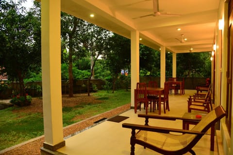 Garden, View (from property/room), View (from property/room), Seating area, Garden view