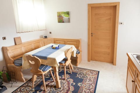 Kitchen or kitchenette, Other, Photo of the whole room, Dining area