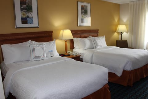Fairfield Inn & Suites Kansas City Liberty Hotel in Liberty