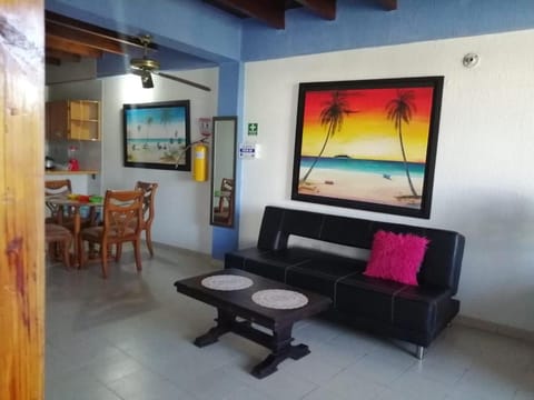 Hospedajes Majos centro Condo in San Andres