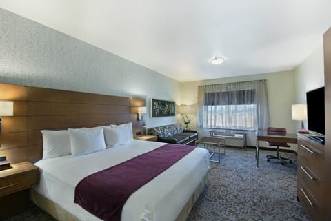 Oxford Suites Sonoma - Rohnert Park Hotel in Rohnert Park