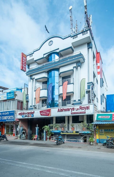 Aishwarya Le Royal Hotel in Mysuru