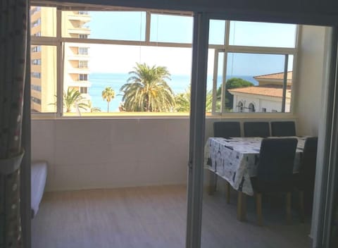 Precioso Apartamento Frente Al Mar Apartamento in Benalmadena