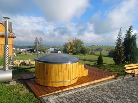 Hot Tub, Hot Tub, Mountain view