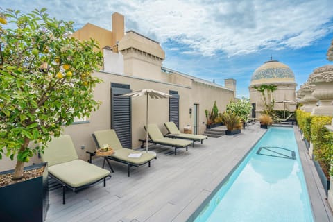 Balcony/Terrace, Swimming pool