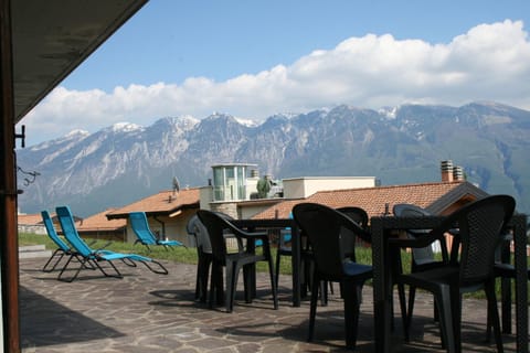 Garden, Mountain view