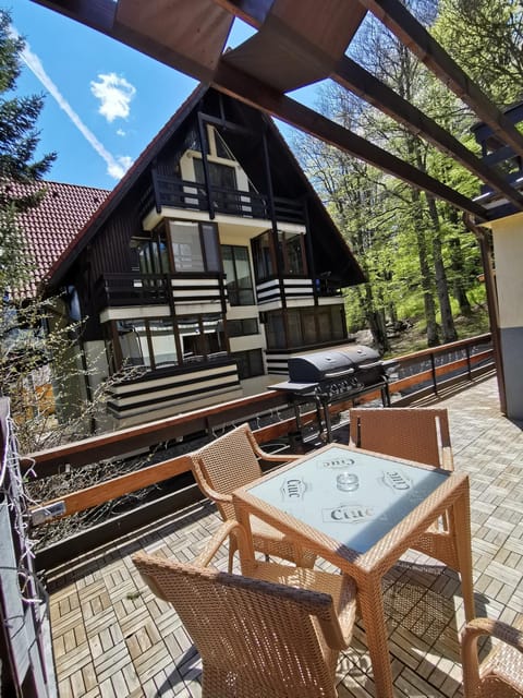 Apartament Kalinderu K2 Busteni Apartamento in Brașov County