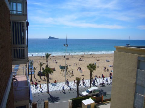 Sea view, Street view