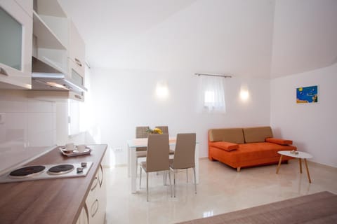 Apartments MIA Condominio in Baška Voda