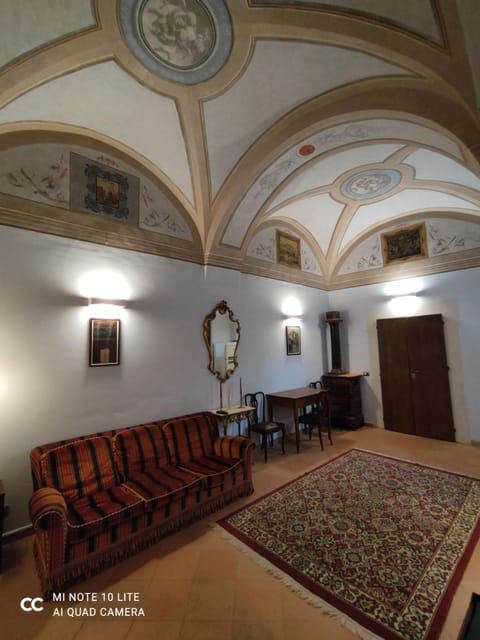Palazzo Rustici b&b & apartments Chambre d’hôte in L'Aquila