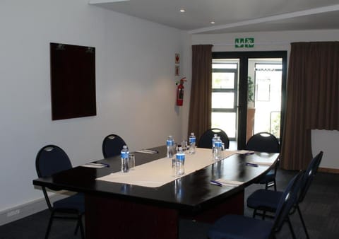 Meeting/conference room