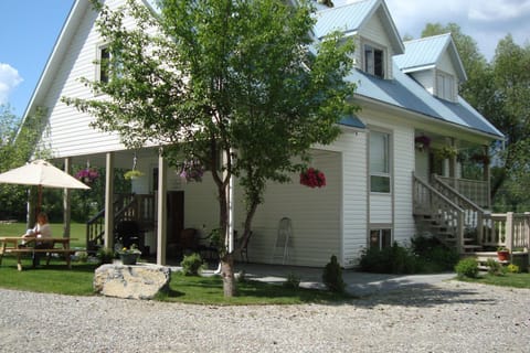 Bear Paw Lodge Casa in Columbia-Shuswap A