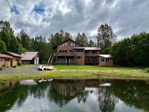 Property building, Natural landscape, Lake view