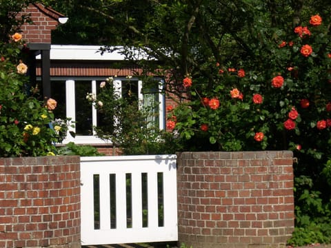 Facade/entrance, On site