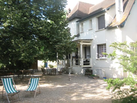 Villa PHILIS Bed and Breakfast in Bergerac
