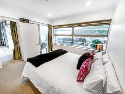 Oxley's Waterfront Apartment Condominio in Picton
