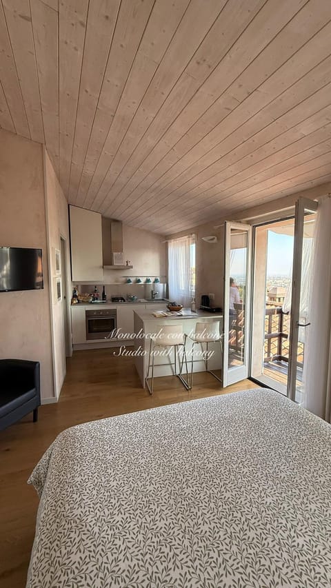 Livinn Bergamo LA MANSARDINA1 e L'AFFRESCO House in Bergamo