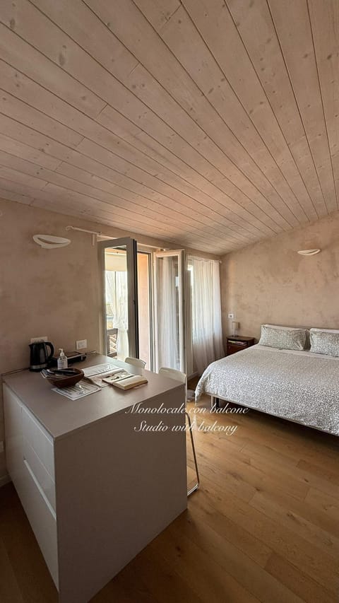 Livinn Bergamo LA MANSARDINA1 e L'AFFRESCO House in Bergamo