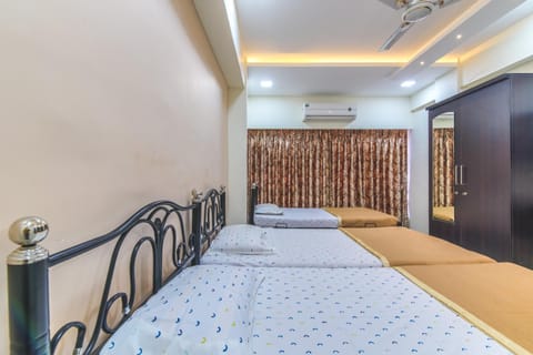 Hotel Nest In Vacation rental in Mumbai