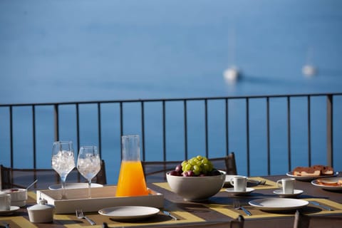 Villa Kastos - Stylish Luxury Villa with Direct Sea Access Villa in Peloponnese, Western Greece and the Ionian