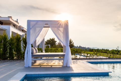 Bellevue Villas with private pool Chalet in Halkidiki