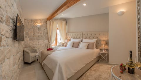 Jupiter Lux Rooms Bed and Breakfast in Split