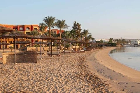 Esplanada Beach Apartment Condo in Hurghada