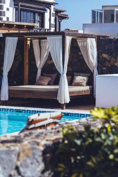 Apartamentos El Callao II Suites Condo in Isla de Lanzarote