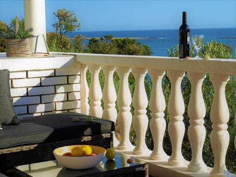 Balcony/Terrace, Garden view, Sea view