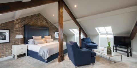 Seating area, Bedroom, Sea view