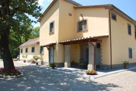 Casale di Romealla House in Umbria